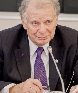 Zhores_Alfyorov_2012.jpg